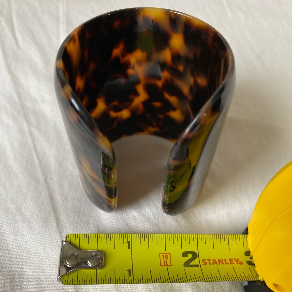 Tory Burch Logo Resin Tortoise Cuff Bracelet Gem